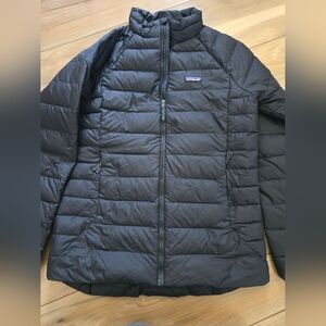 Patagonia Youth XXL Black Puffer Jacket